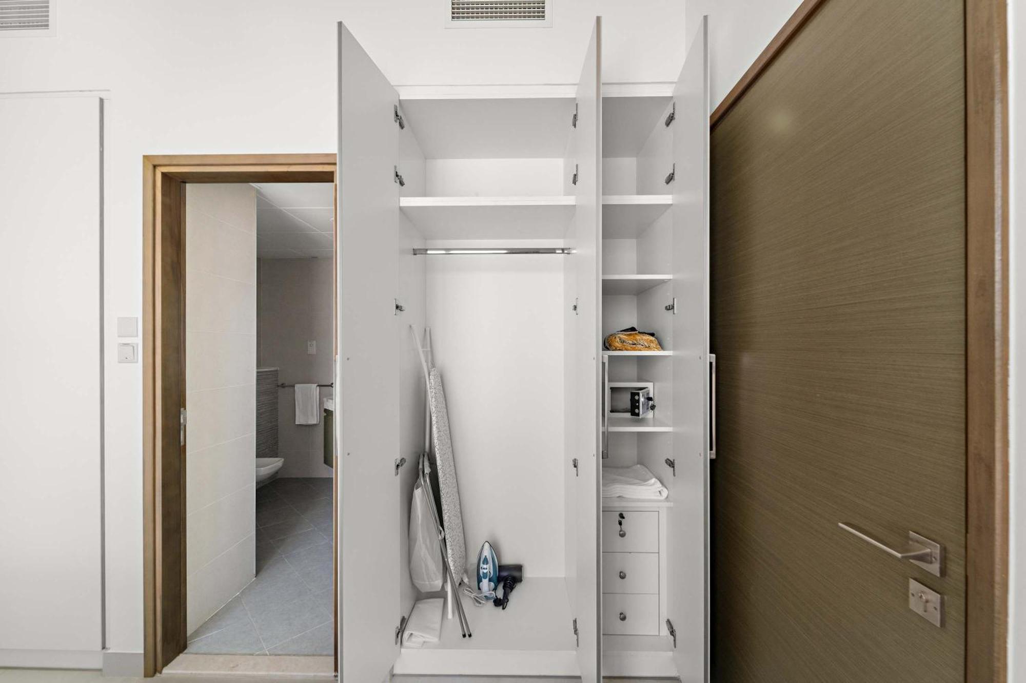 Silkhaus Comfy 1bdr In Najmat Tower Near Reem Island * Abu Dhabi
