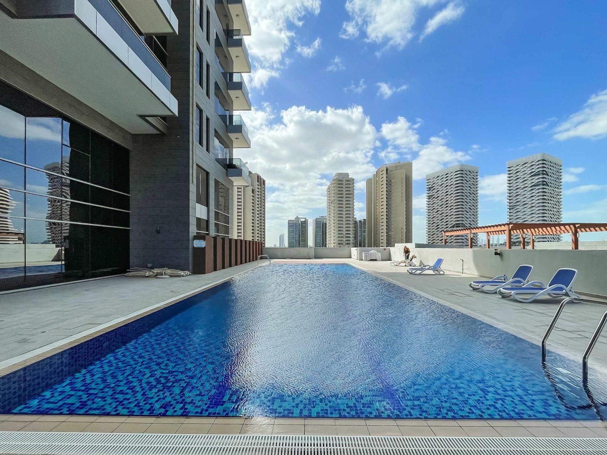 Apartment Silkhaus Comfy 1bdr In Najmat Tower Near Reem Island Abu Dhabi